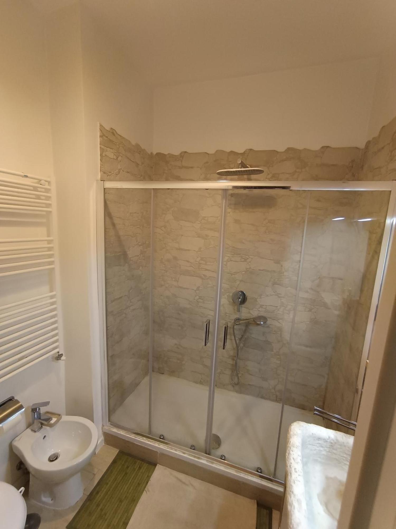 Rooftop Appia Antica,silenzioso Riservato Two Bedrooms Two Bathrooms Apartment Rom